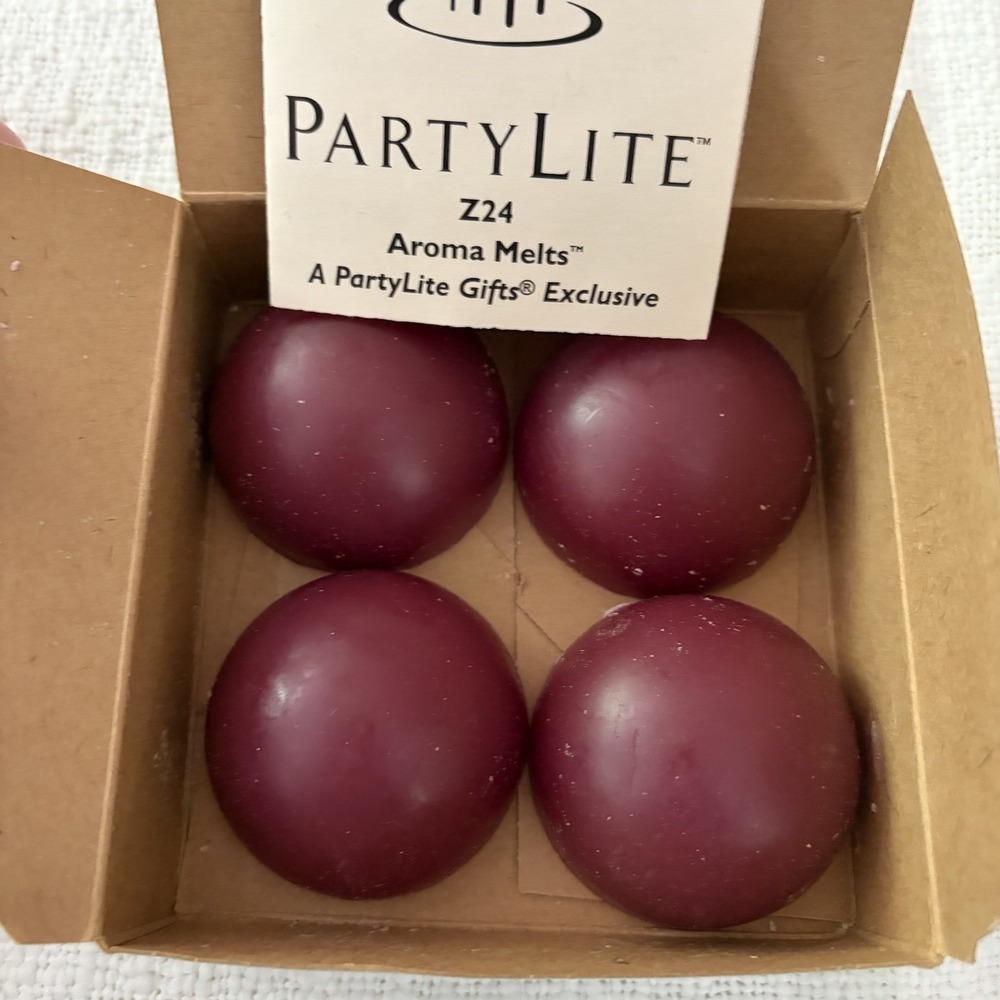 Partylite Mulberry Aroma Melts Set of 4 NEW Rare Retired Scented Z2429 Purple